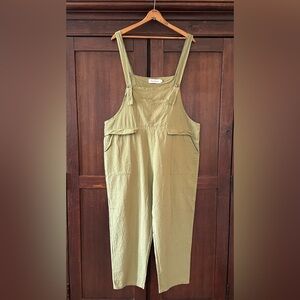 Amazon Brand Women’s cropped Linen Lightweight Overalls - jumpsuit